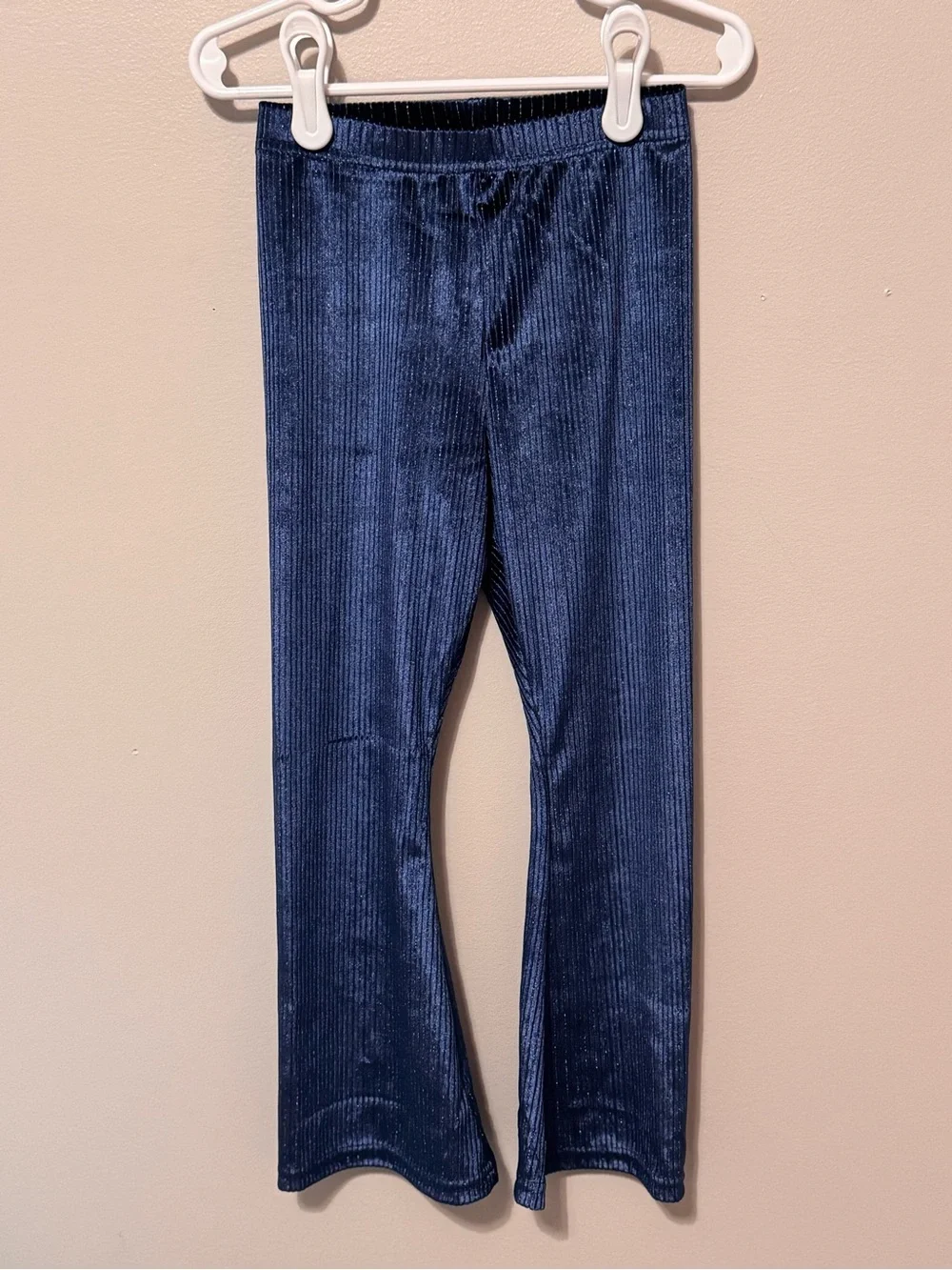Old Navy 3 pair Girls Size XS/5 Velvet Rib Leggings Trio in Coral, Navy & Black